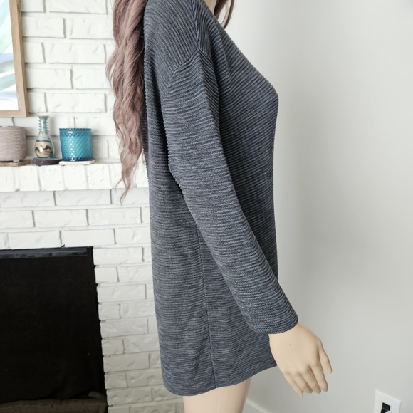 Aritzia Wilfred Gray Long Sleeve Sweater Top - Picture 4 of 12